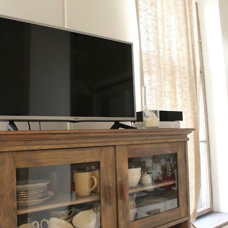 2 Room Apartment In Embasy Area Ryga Zewnętrze zdjęcie